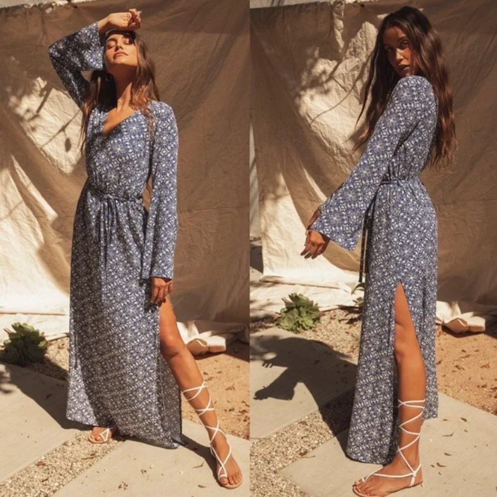Lulus Mandala Daydream Blue Print Maxi Dress Size Small - Picture 1 of 13